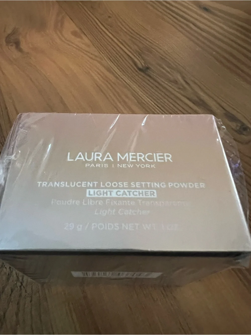 BNWT Authentic - Laura Mercier Translucent Loose Setting Powder - Light Beige